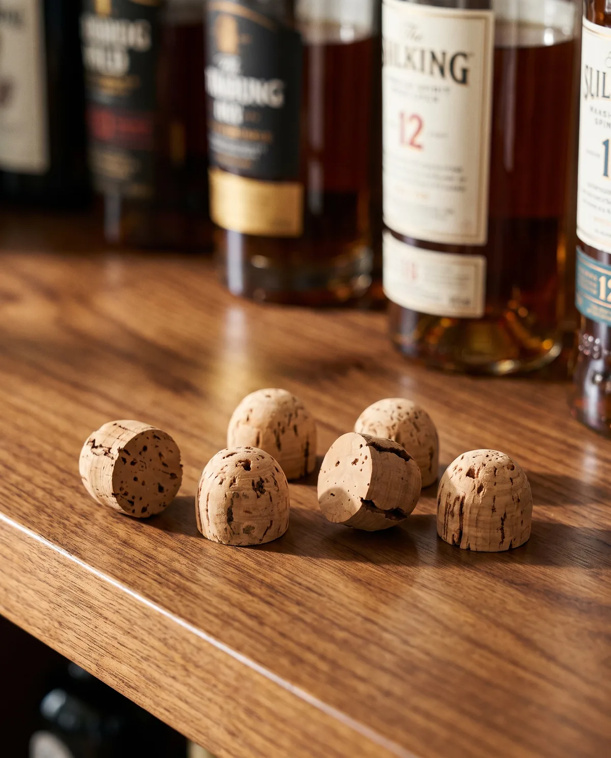 Cork Shuttle Stopper — cork specialty & designer in use